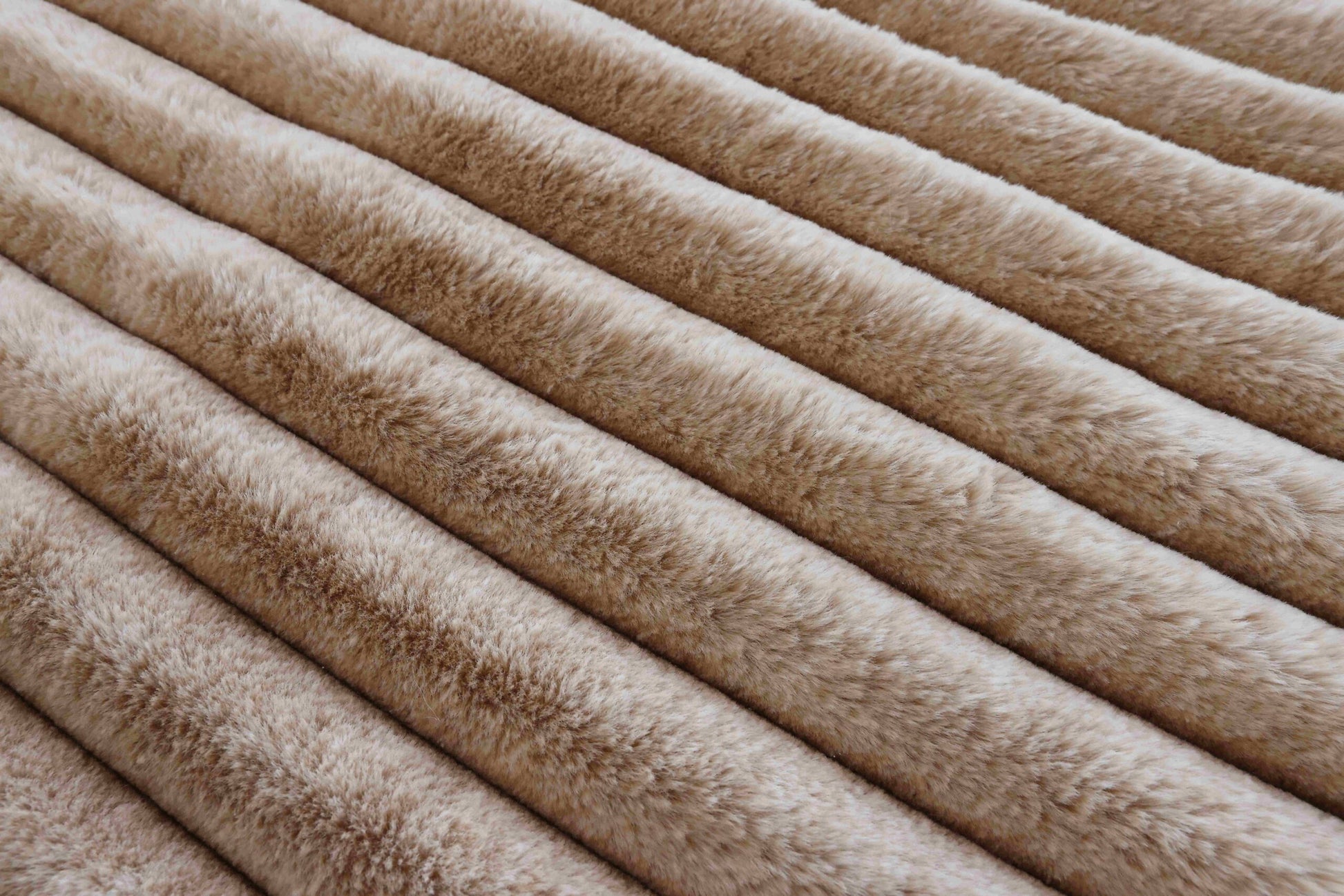 Wave Shaggy Rug