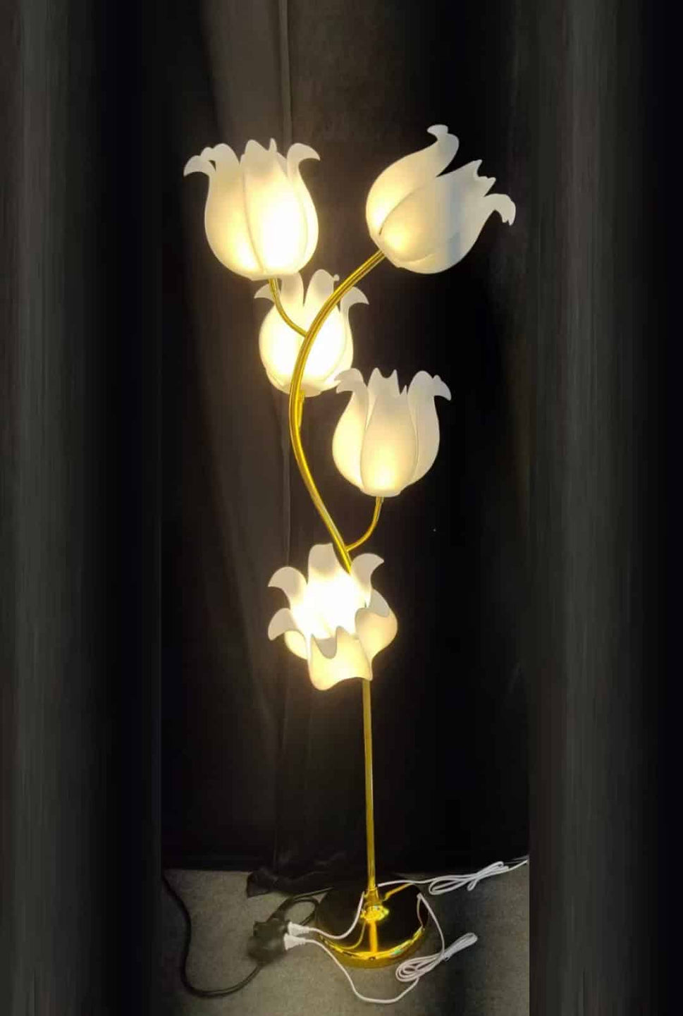 White & Gold Flower LED Floor  Lamp